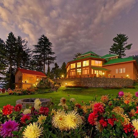 Arcadian Sprucewoods Hotel Shogran Екстериор снимка