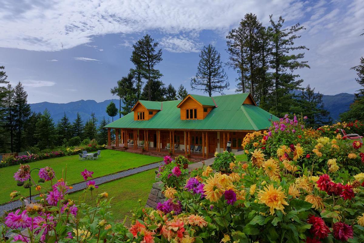 Arcadian Sprucewoods Hotel Shogran Екстериор снимка