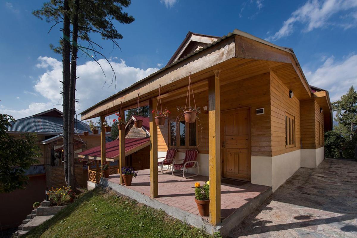 Arcadian Sprucewoods Hotel Shogran Екстериор снимка