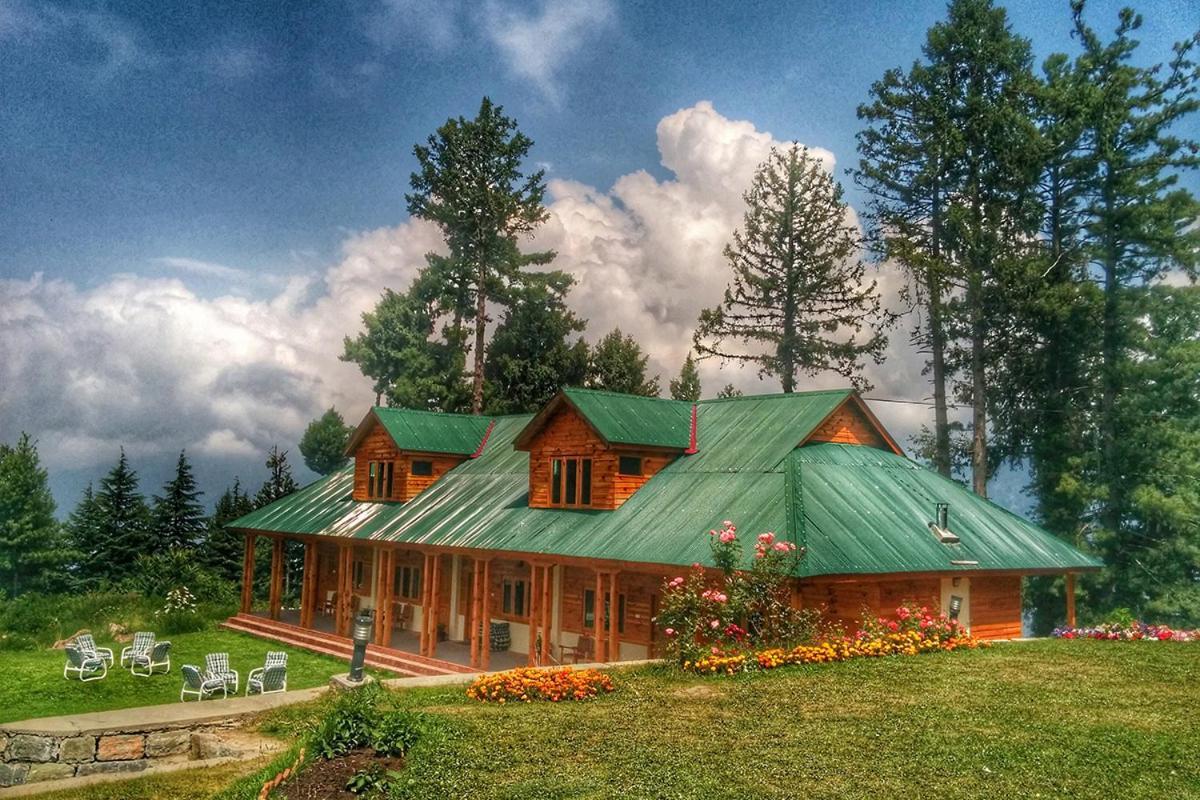 Arcadian Sprucewoods Hotel Shogran Екстериор снимка
