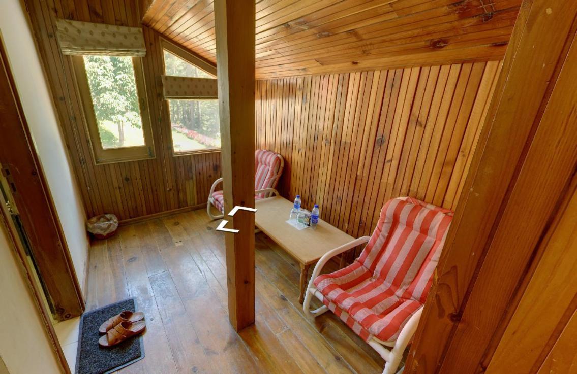 Arcadian Sprucewoods Hotel Shogran Екстериор снимка