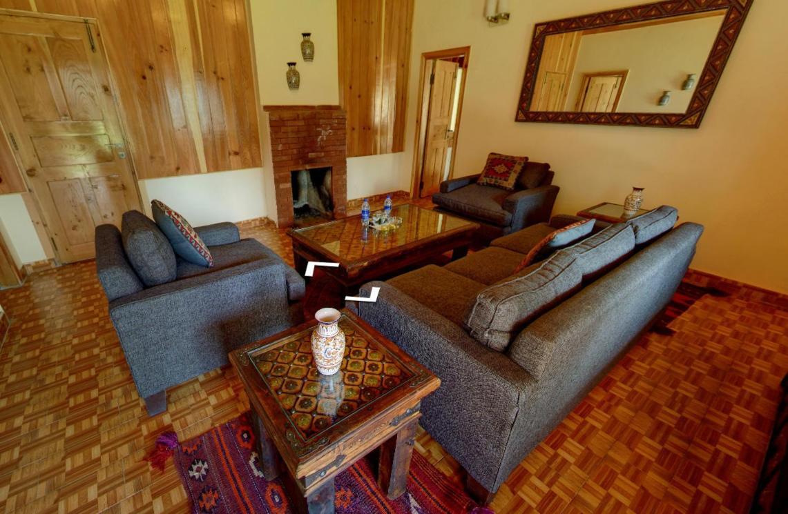 Arcadian Sprucewoods Hotel Shogran Екстериор снимка